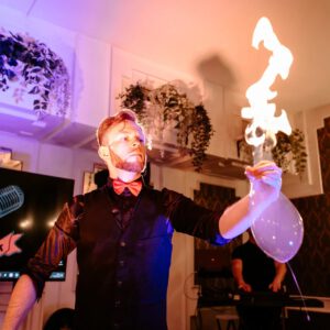 Dmytro Husiev, SHOW Künstler